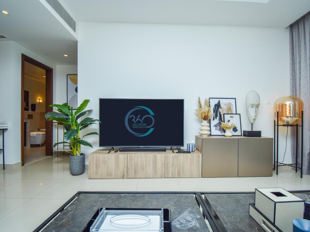 Luxurious 1 Bedroom Boulevard Point Mall Access Dubai